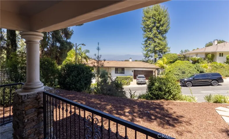 3441 White Rose, Los Angeles, California 91436