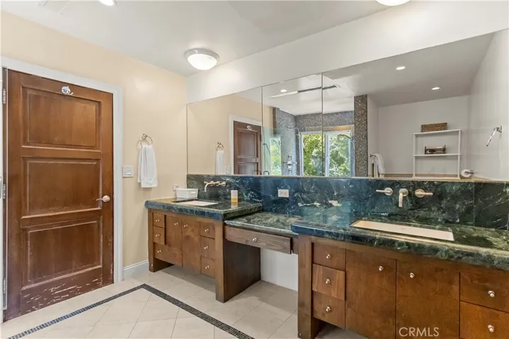3441 White Rose, Los Angeles, California 91436