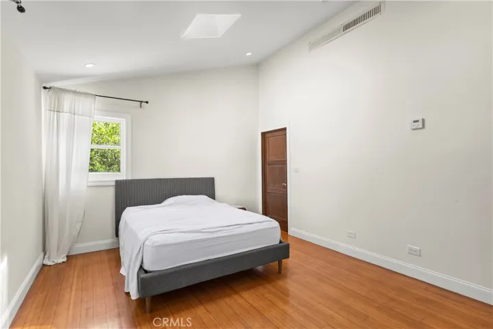 3441 White Rose, Los Angeles, California 91436