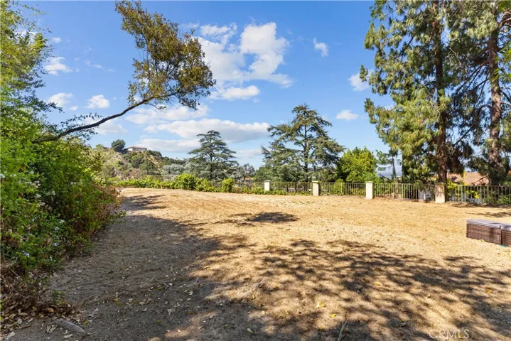 3441 White Rose, Los Angeles, California 91436