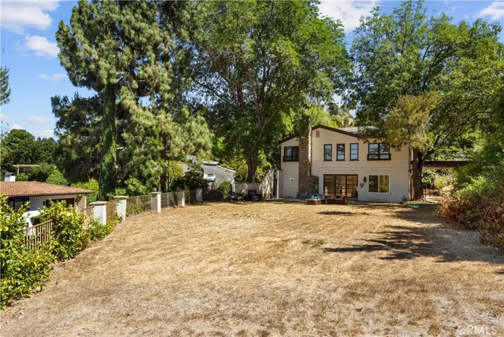 3441 White Rose, Los Angeles, California 91436
