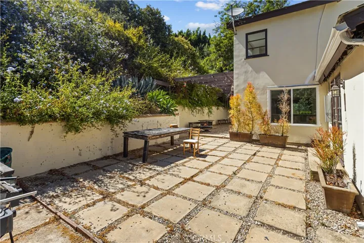3441 White Rose, Los Angeles, California 91436