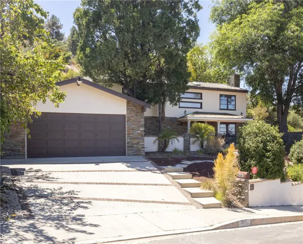 3441 White Rose, Los Angeles, California 91436
