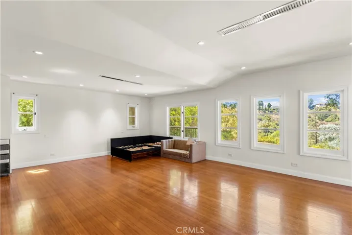 3441 White Rose, Los Angeles, California 91436