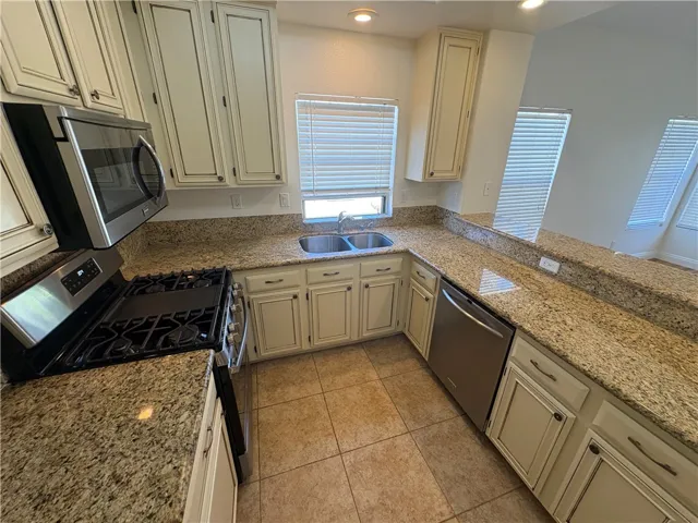 1028 S Rossano Way, Anaheim Hills, California 92808