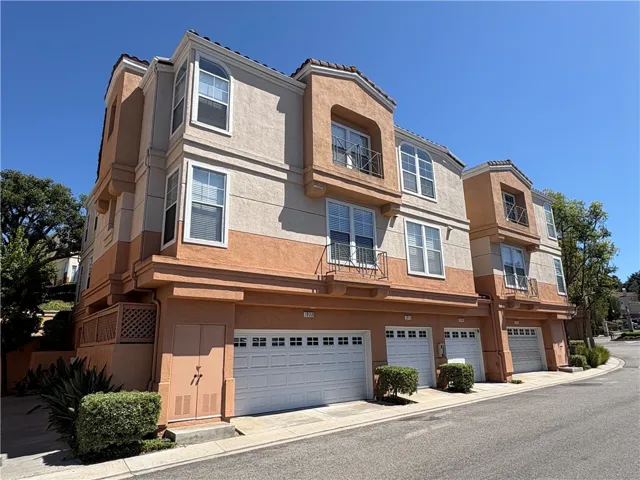 1028 S Rossano Way, Anaheim Hills, California 92808