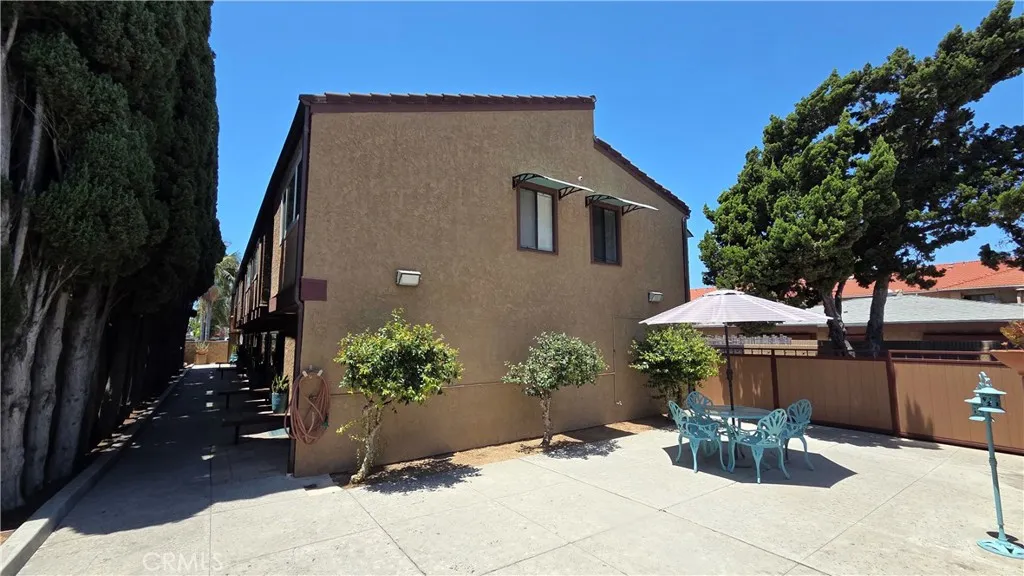 5822 Fullerton