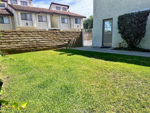5593 Pioneer Boulevard 1, Whittier, California 90601