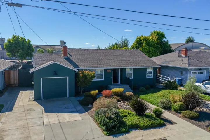 840 Capistrano Drive, Salinas, California 93901
