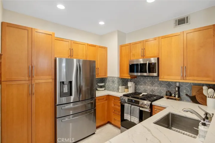 17957 Lost Canyon Road 41, Canyon Country, California 91387