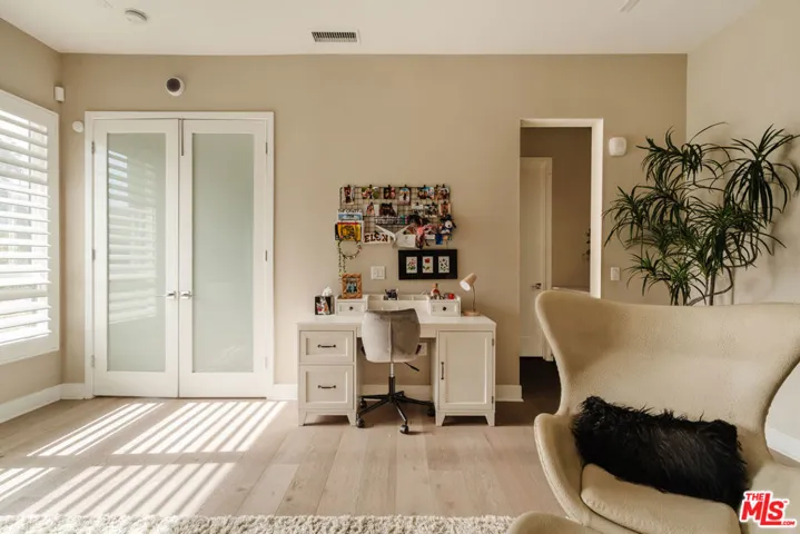 12765 Bluff Creek Drive 1, Los Angeles, California 90094