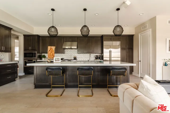 12765 Bluff Creek Drive 1, Los Angeles, California 90094