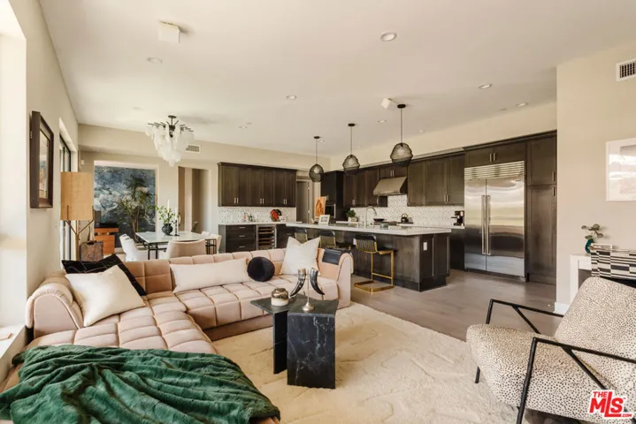 12765 Bluff Creek Drive 1, Los Angeles, California 90094