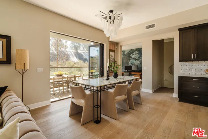 12765 Bluff Creek Drive 1, Los Angeles, California 90094