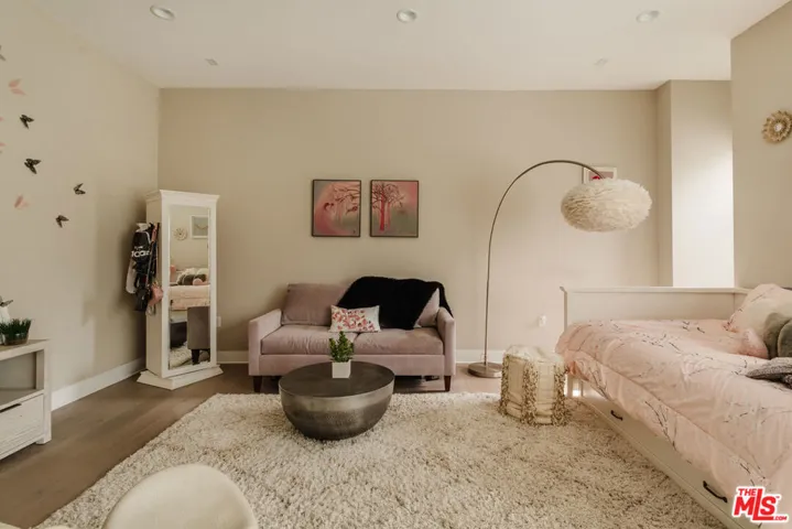12765 Bluff Creek Drive 1, Los Angeles, California 90094