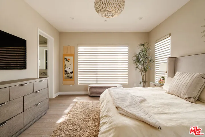 12765 Bluff Creek Drive 1, Los Angeles, California 90094