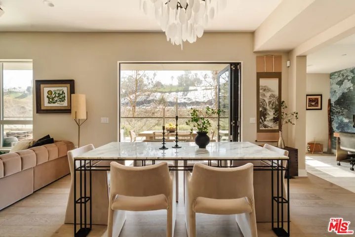 12765 Bluff Creek Drive 1, Los Angeles, California 90094