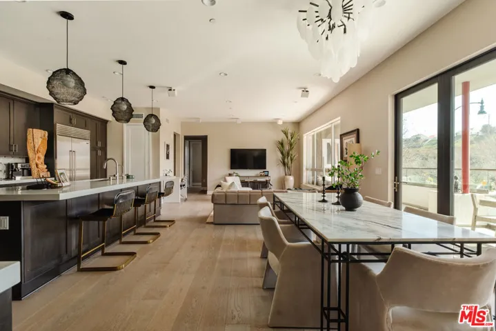 12765 Bluff Creek Drive 1, Los Angeles, California 90094