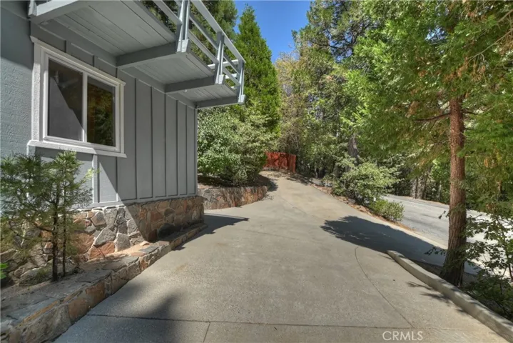 26661 Lake Forest, Twin Peaks, California 92391