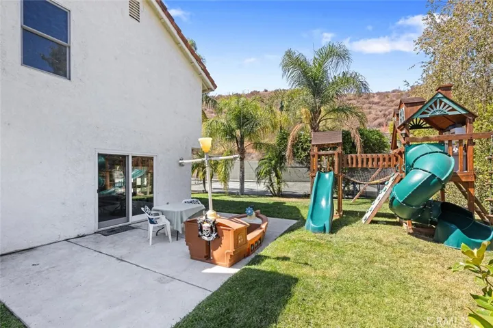 20906 Susan Carole Drive, Saugus, California 91350