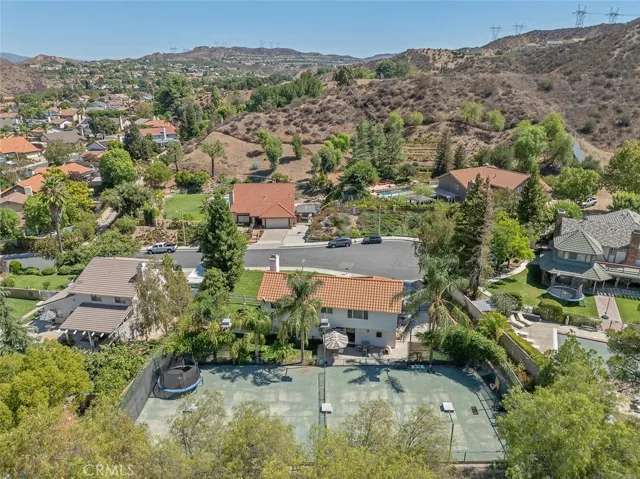 20906 Susan Carole Drive, Saugus, California 91350