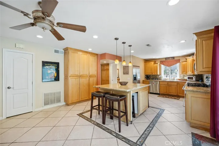 20906 Susan Carole Drive, Saugus, California 91350