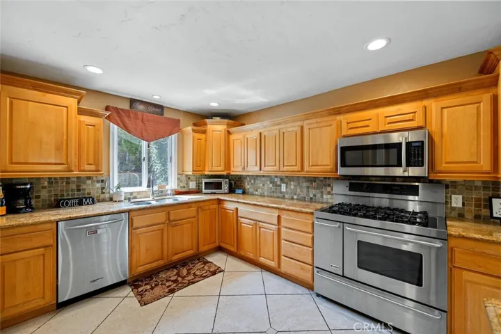 20906 Susan Carole Drive, Saugus, California 91350