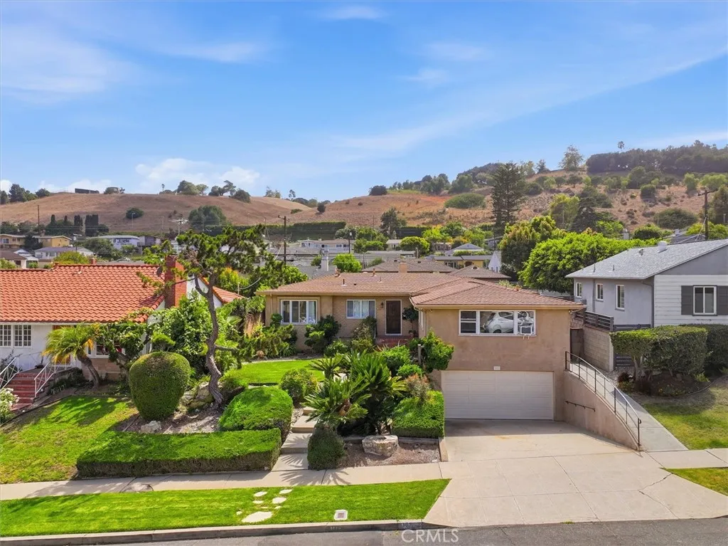 1027 S Malgren, San Pedro, California 90732 — photo 4