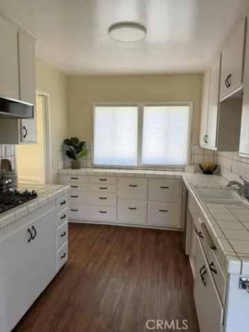 Kitchen - professional photos coming tomorrow