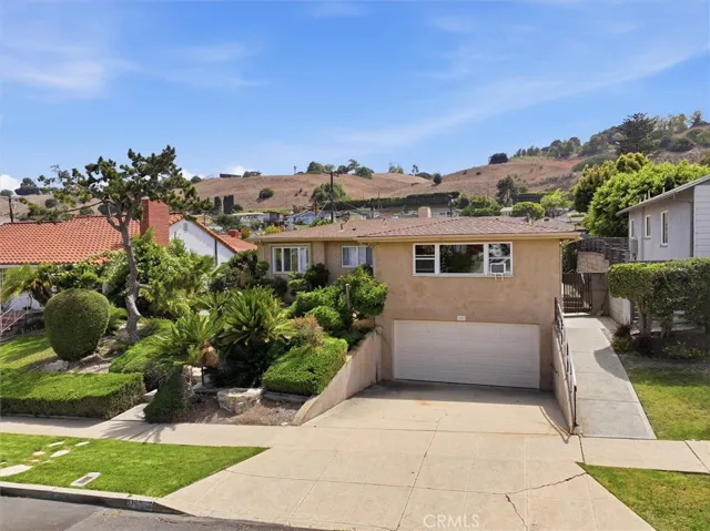 1027 S Malgren, San Pedro, California 90732