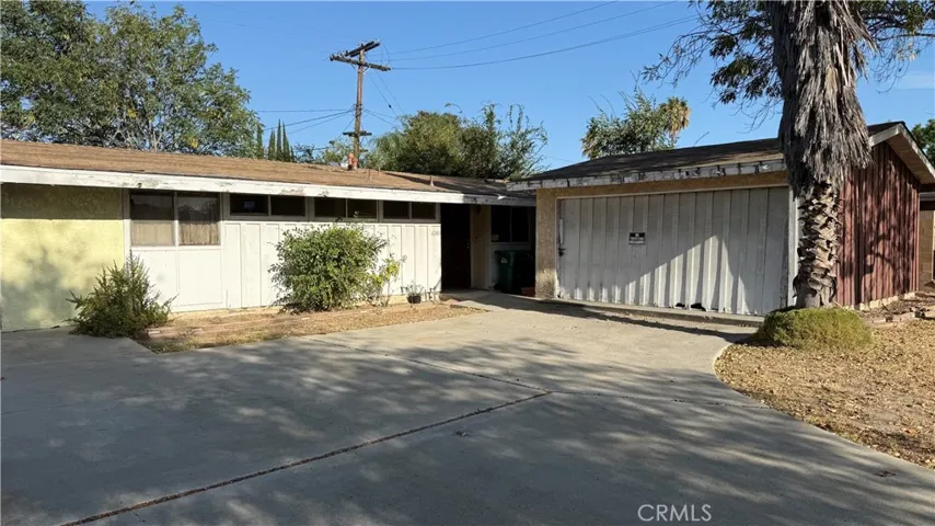 6240 Obispo, Long Beach, California 90805