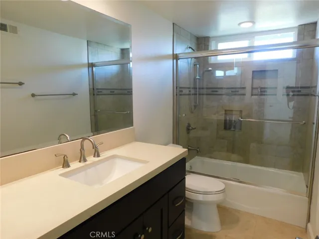 8312 Kingsdale, Huntington Beach, California 92646