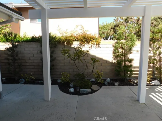 8312 Kingsdale, Huntington Beach, California 92646