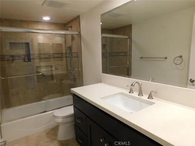 8312 Kingsdale, Huntington Beach, California 92646
