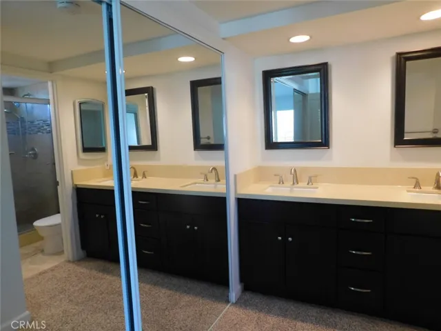8312 Kingsdale, Huntington Beach, California 92646