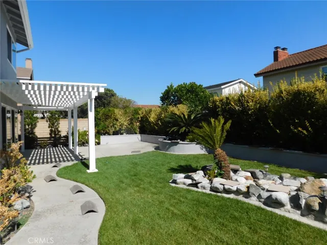 8312 Kingsdale, Huntington Beach, California 92646