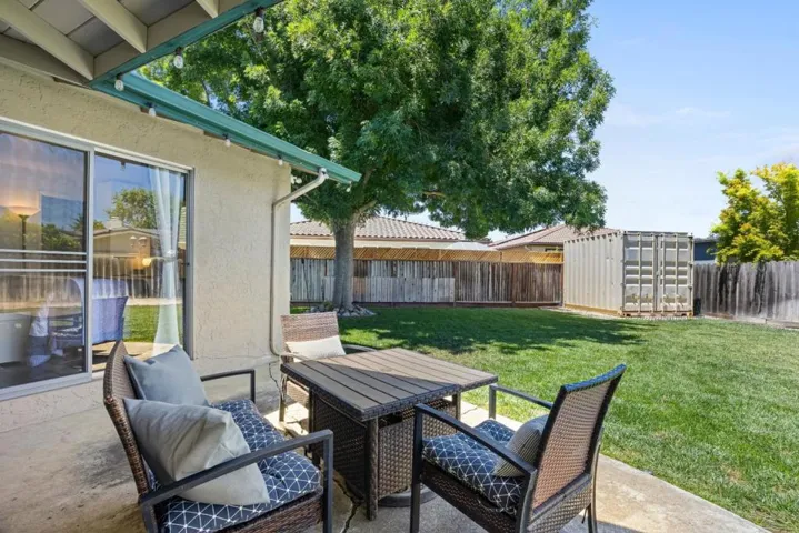 930 Apple Court, Hollister, California 95023