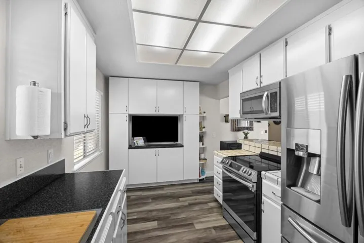 930 Apple Court, Hollister, California 95023
