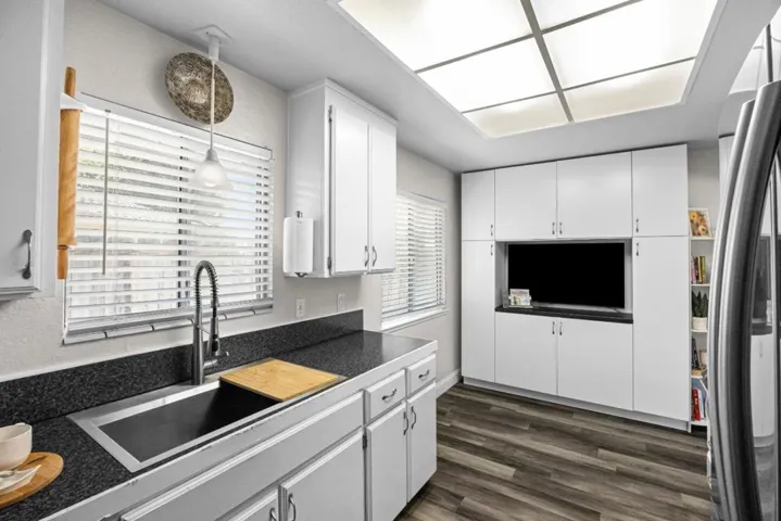 Exceptional storage, abundant work space, and thoughtful organization make all the difference.