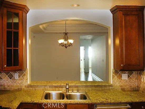 10640 Woodbridge Street 107, Toluca Lake, California 91602