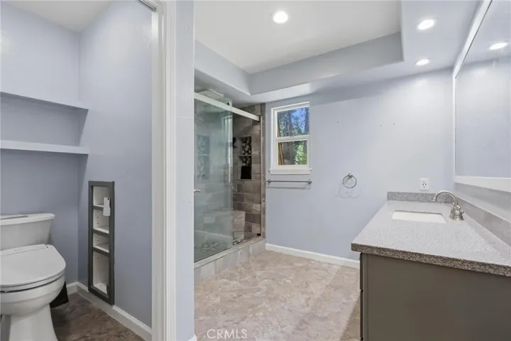 5937 Fern Glenn Way, Magalia, California 95954