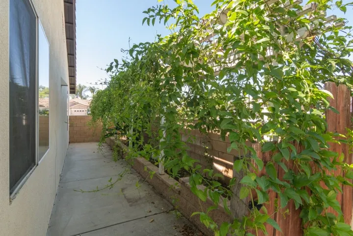 36912 Rancho Kiel Road, Winchester, California 92596