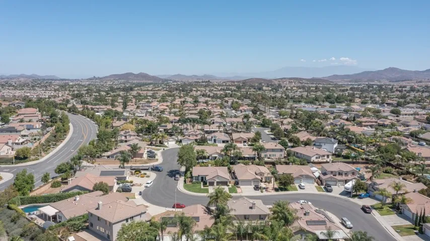 36912 Rancho Kiel Road, Winchester, California 92596