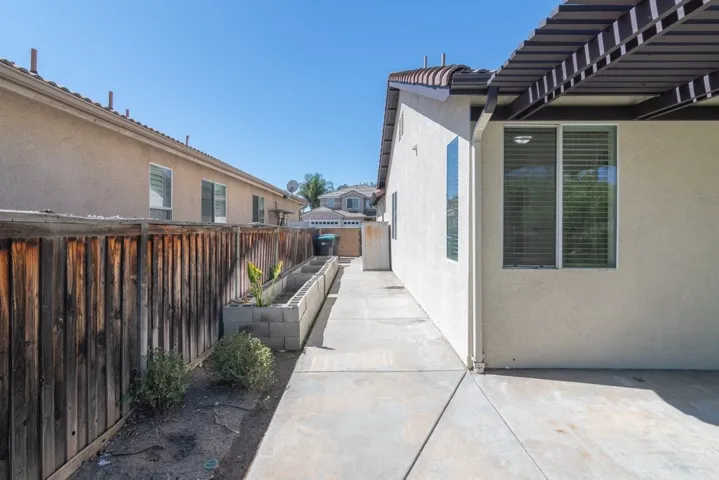 36912 Rancho Kiel Road, Winchester, California 92596
