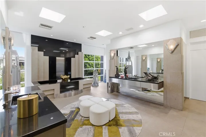 811 John, Manhattan Beach, California 90266