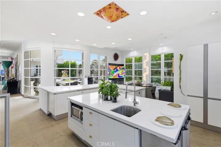 811 John, Manhattan Beach, California 90266