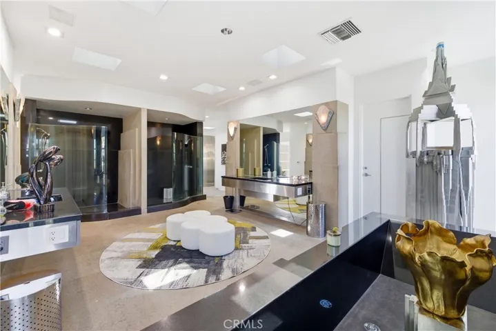 811 John, Manhattan Beach, California 90266