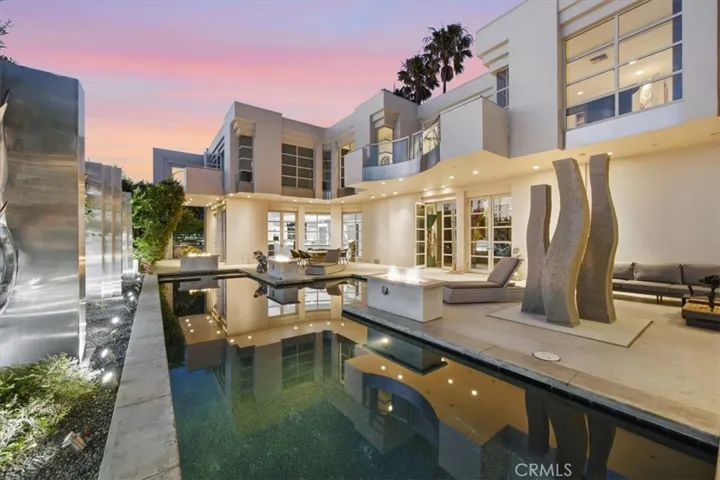 811 John, Manhattan Beach, California 90266