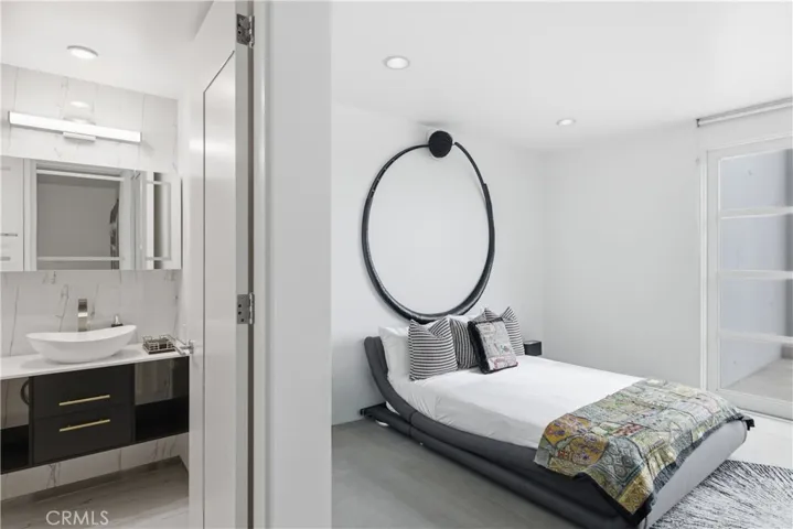 811 John, Manhattan Beach, California 90266