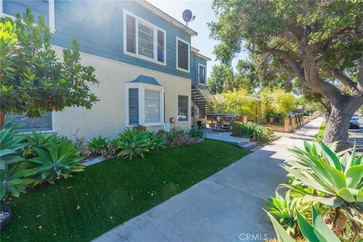 1123 French Street, Santa Ana, California 92701